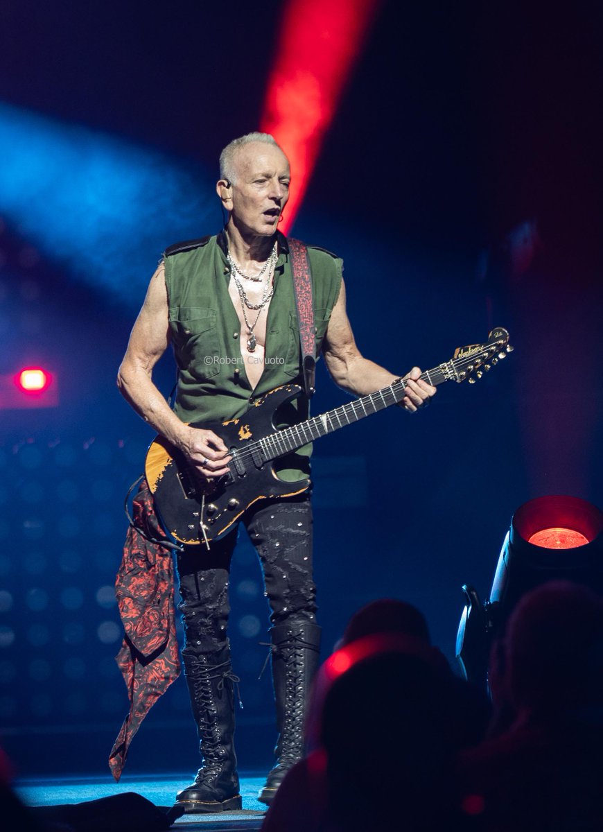 Robert Cavuoto (@robertcavuoto) on Twitter photo Get set to tear this place apart #DefLeppard Phil Collen Borgata AC NJ 6/28/25 <a href="/DefLeppard/">Def Leppard</a> <a href="/KerrangMagazine/">Kerrang!</a> <a href="/Revolvermag/">revolvermag</a> <a href="/ClassicRockMag/">Classic Rock Magazine</a> <a href="/Loudwire/">Loudwire</a> <a href="/RockTheseTweets/">ππ²ππ¨ππ€ππ§πππ¨π₯π₯ππππ―ππ§</a> <a href="/GuitarWorld/">Guitar World</a> <a href="/GuitarPlayerNow/">Guitar Player</a> <a href="/Guitarist_Mag/">Guitarist Magazine</a> <a href="/MusicRadar/">MusicRadar</a> <a href="/TotalGuitar/">Total Guitar</a> <a href="/MetalHammer/">Metal Hammer</a> <a href="/ThisDayInMETAL/">THIS DAY IN METAL</a> <a href="/SwarbsNicola/">Nic</a> Get set to tear this place apart #DefLeppard Phil Collen Borgata AC NJ 6/28/25 <a href="/DefLeppard/">Def Leppard</a> <a href="/KerrangMagazine/">Kerrang!</a> <a href="/Revolvermag/">revolvermag</a> <a href="/ClassicRockMag/">Classic Rock Magazine</a> <a href="/Loudwire/">Loudwire</a> <a href="/RockTheseTweets/">ππ²ππ¨ππ€ππ§πππ¨π₯π₯ππππ―ππ§</a> <a href="/GuitarWorld/">Guitar World</a> <a href="/GuitarPlayerNow/">Guitar Player</a> <a href="/Guitarist_Mag/">Guitarist Magazine</a> <a href="/MusicRadar/">MusicRadar</a> <a href="/TotalGuitar/">Total Guitar</a> <a href="/MetalHammer/">Metal Hammer</a> <a href="/ThisDayInMETAL/">THIS DAY IN METAL</a> <a href="/SwarbsNicola/">Nic</a>
