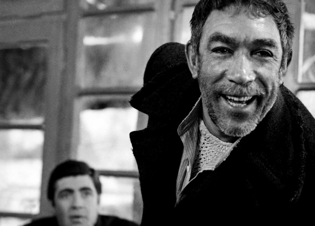 I greci sono nostri fratelli, anche quando sono messicani

Anthony Quinn, “Zorba the Greek” (1964)
