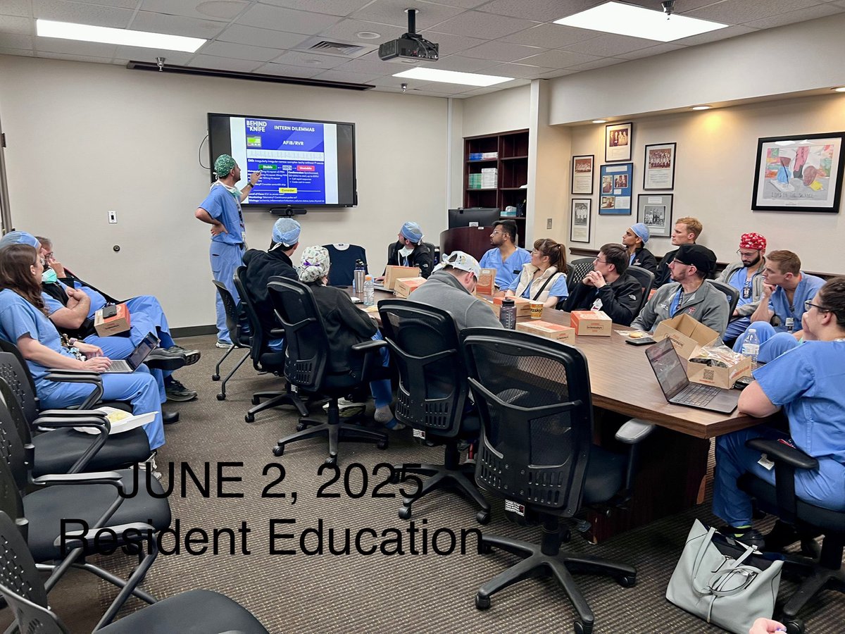 traumamd1's tweet image. Our new Chiefs @OsaidAlserMD with our new residents and interns during our weekly @TTUHSCSurgery Wednesday education @ttuhscmed @TTUHSC