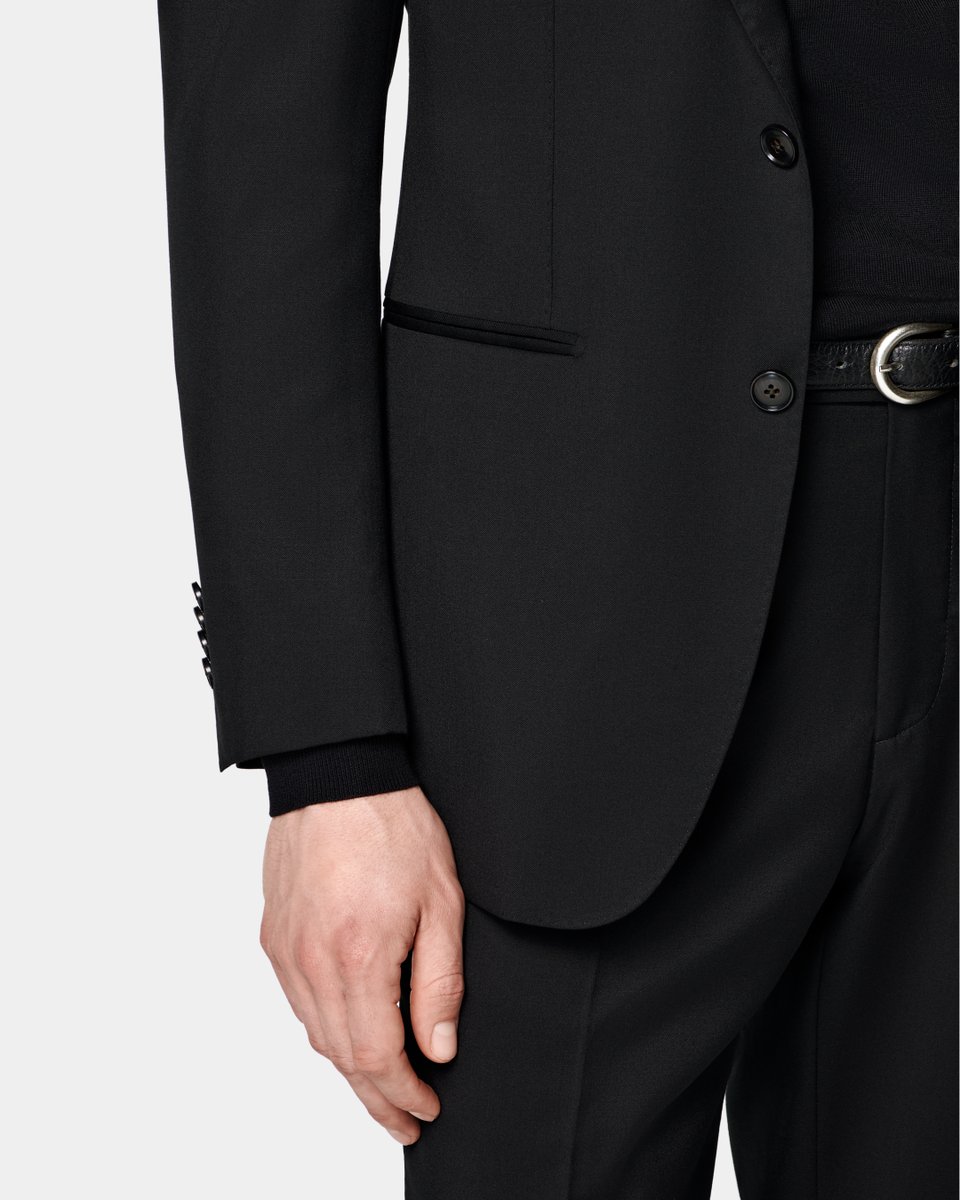 SUITSUPPLY tweet media