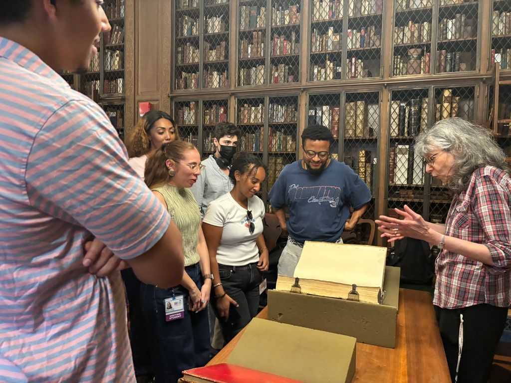 WinnAwards's tweet image. Our ED Joy L. Jones, Ph.D., visited Winn CIPP students in NYC this week. Big thanks to Arlene Shaner, MA, MLS, for the inspiring tour of the Drs. Barry and Bobbi Coller Rare Book Reading Room at @nyamhistory! 📚