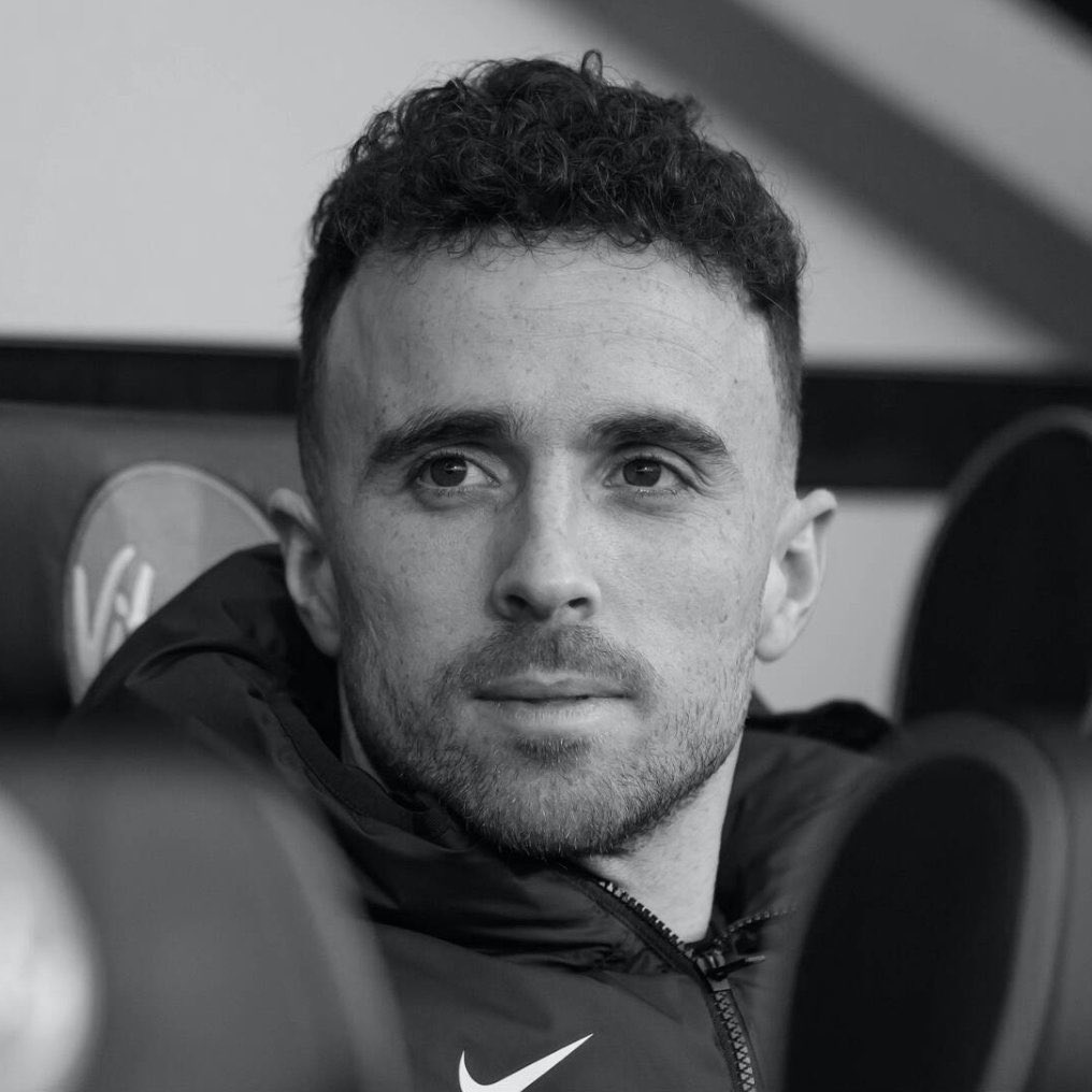 اتمنى منع الرقم 20 بليفربول ليتذكر الجميع ديوغو جوتا، الحقيقة، لا استطيع استيعاب خبر وفاته، لا يعرفني ولكن أعرفه بشكل جيد، سنوات من مشاهدته بشكل اسبوعي والاحتفال باهدافه والحديث عنه في كل مكان.

انسانيًا اشعر بأنه هناك ارتباط كبير به ولا يمكن تجاوزه بسهولة، خبر صادم.