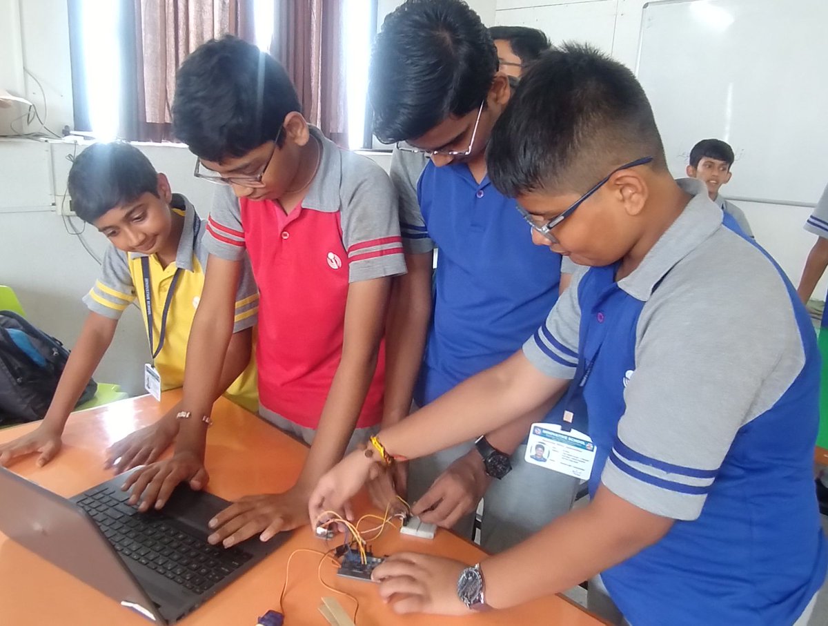 IPLab_Rajkot's tweet image. From hands-on #3D printed #prototypes to #AI based projects, the #ATL_Lab developed by @InfoGujcost at Innovative School, #Rajkot is shaping future #innovators.

Through @IPLab_Rajkot session, students learned why securing their #creative #ideas, #projects &amp;amp; #innovations matters.