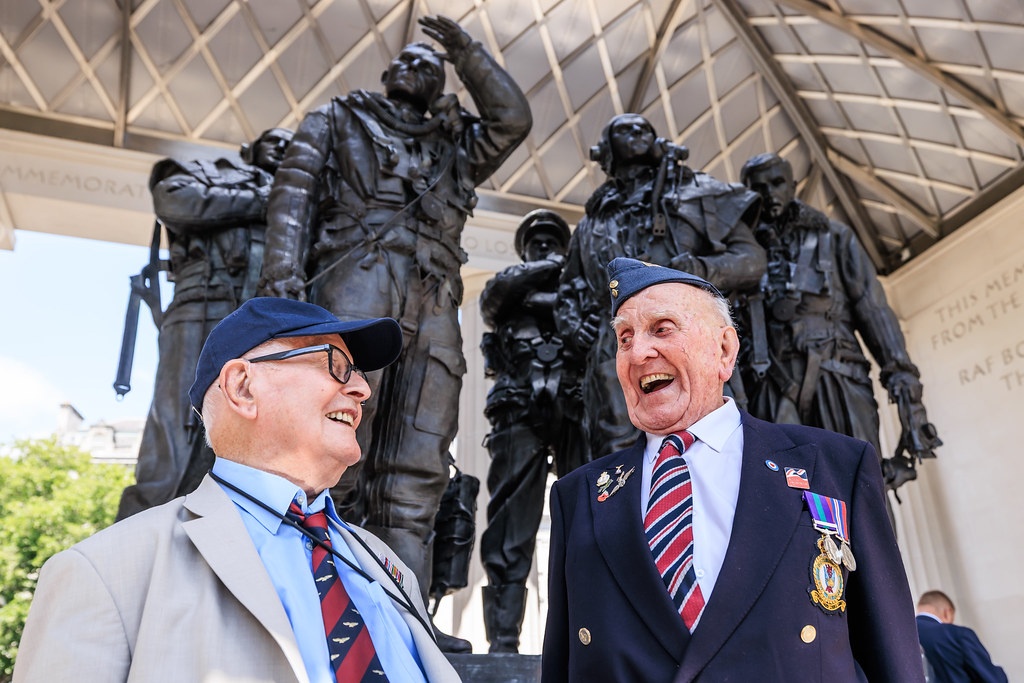 TheRAFClub's tweet image. The Royal Air Force Club was proud to host the Royal Air Force Benevolent Fund for their annual Bomber Command Memorial Anniversary Service at the Bomber Command Memorial in Green Park, London, on the 28th June.
📷 RAF Benevolent Fund