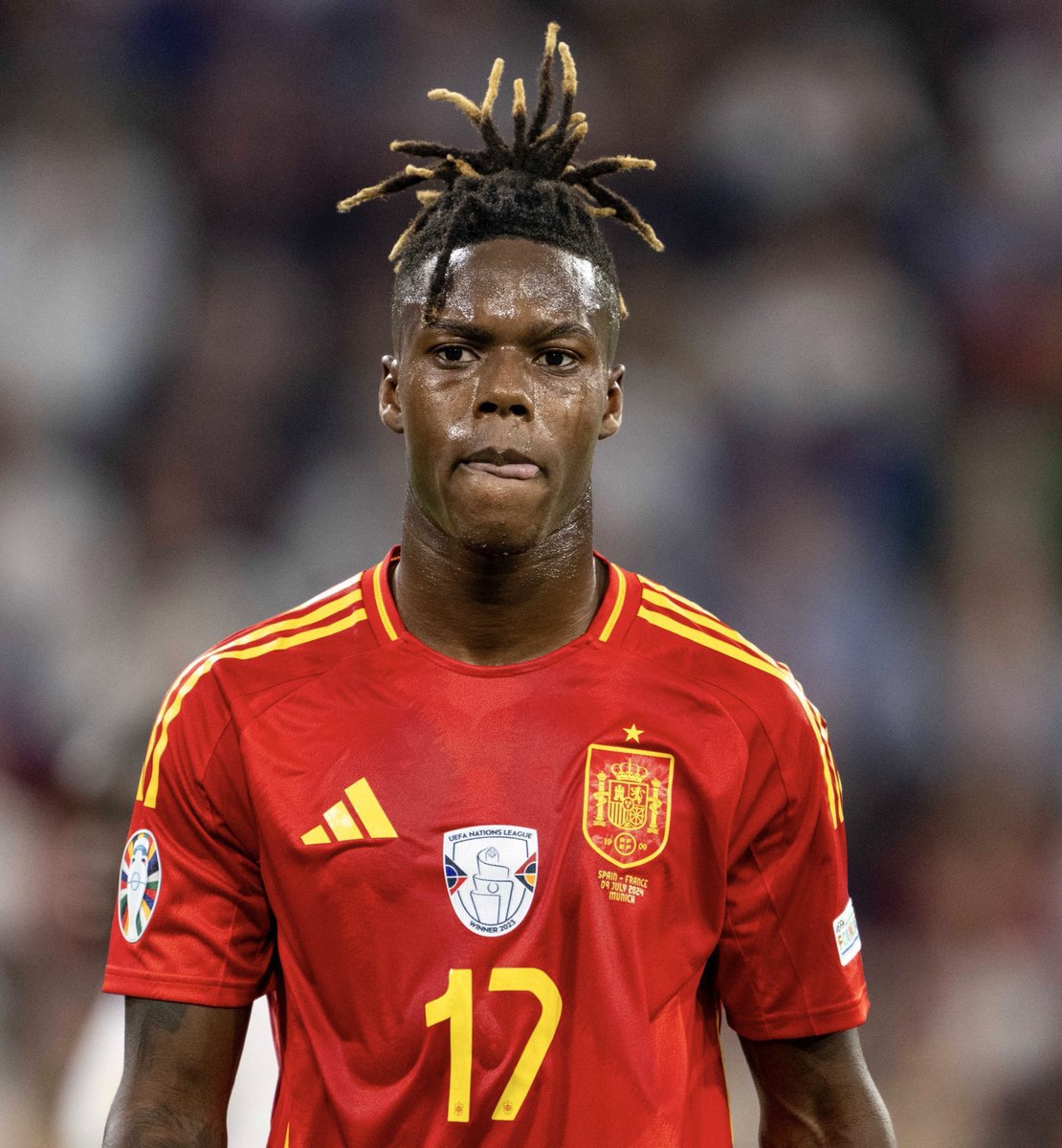 🚨 Ansu Fati 🇪🇸🌟 :

« 𝗠𝗘𝗦 𝗣𝗘𝗥𝗙𝗢𝗥𝗠𝗔𝗡𝗖𝗘𝗦 𝗔𝗩𝗘𝗖 𝗠𝗢𝗡𝗔𝗖𝗢 𝗗𝗜𝗥𝗢𝗡𝗧 𝗦𝗜 𝗝𝗘 𝗣𝗘𝗨𝗫 𝗥𝗘𝗩𝗘𝗡𝗜𝗥 𝗘𝗡 𝗦𝗘́𝗟𝗘𝗖𝗧𝗜𝗢𝗡 𝗘𝗦𝗣𝗔𝗚𝗡𝗢𝗟𝗘. » 

On rappelle que sa place est occupée par Nico Williams. 

(CP)