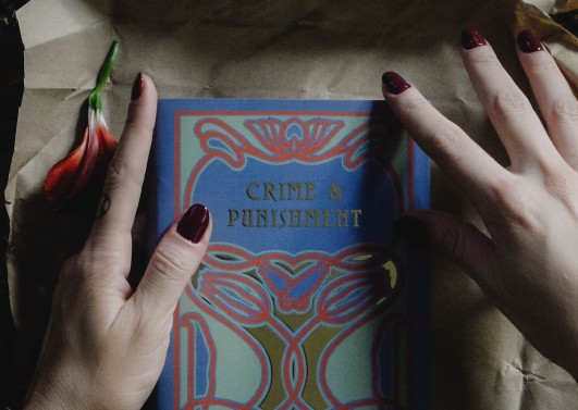 What is the 'story model' theory and how can it be applied to understanding jury decision making?

Law lecturer <a href="/paultroop/">Paul Troop https://mastodon.green/@paultroop</a> explores in this article for <a href="/OUFreeLearning/">OpenLearn</a>:

ow.ly/KNn150PuRpv