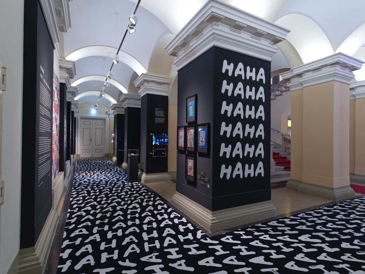 burst_cryptoart's tweet photo. Join the Artist Guided Tour 🖼️

for my current museum solo-exhibition 
"HAHA. Burst´s Cross Chain Artefacts"
📍Francisco Carolinum Linz, UNESCO City of Media Arts @ooeculture  

Join me together with my curator Julia Staudach aka @Tschuuuuly on the 15th of July 🗓️ for a deep dive tour

Sign up to participate! 🙃
More infos on the museum website.
Link is below 👇
