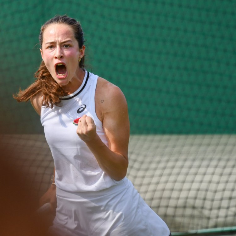 Sonmez d. Xinyu Wang 7-5 7-5 at Wimbledon

Zeynep had never won a Grand Slam match before this week

She lost in qualies of both Queens and Eastbourne

She now finds herself in the 3rd round after taking out one of the most dangerous floaters in the draw

Incredible.

🇹🇷❤