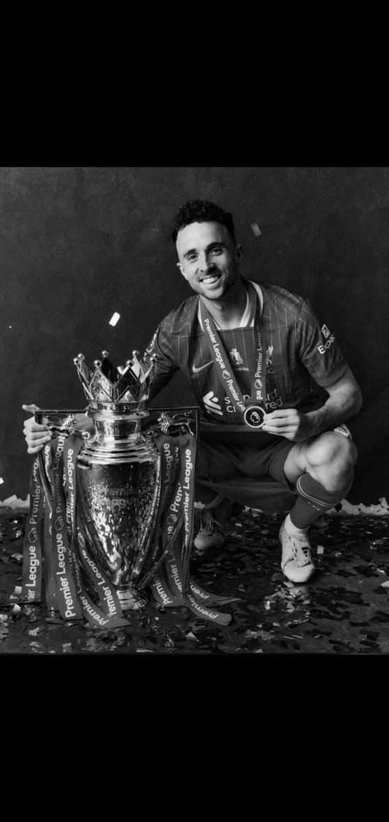 LukeDeniran's tweet photo. RIP Diogo Jota 💔 #LFC https://t.co/iagWEsCZK5