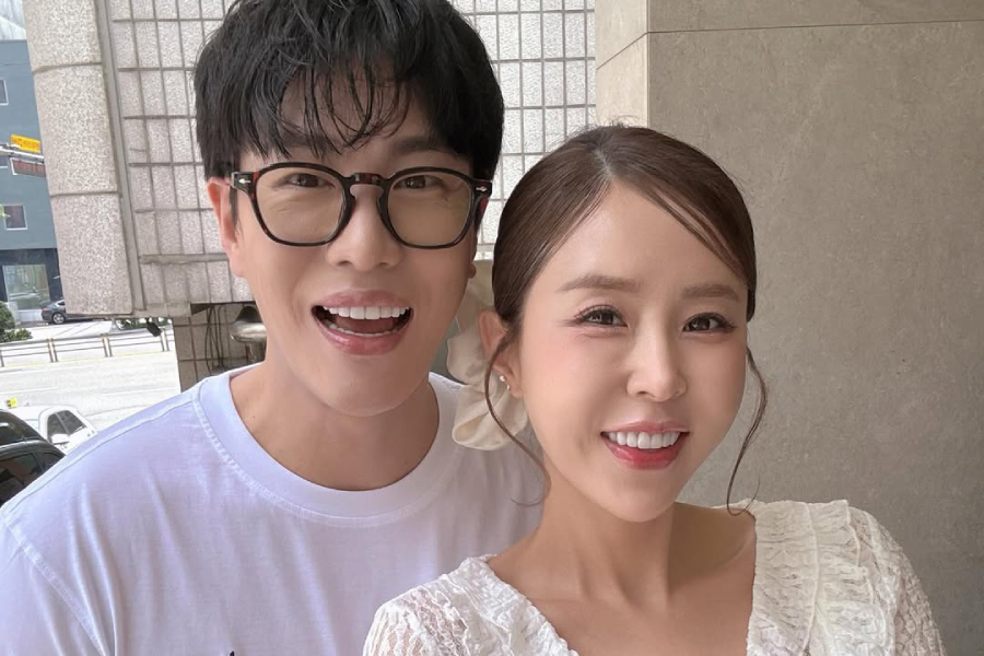 soompi's tweet photo. #Shinji’s Fiancé #MoonOne Issues Statement After Facing Multiple Allegations
https://t.co/eX5c6PlG7X https://t.co/l5XHwE0Jn2