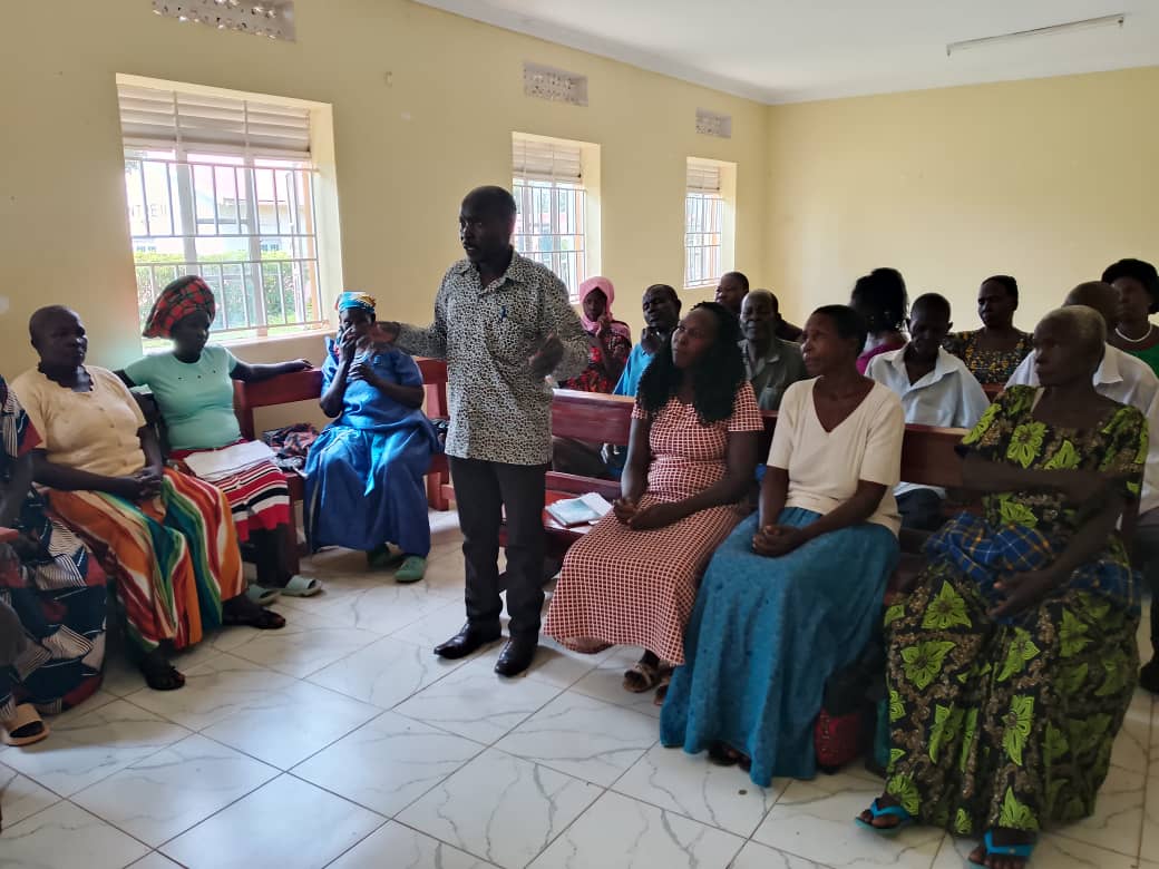 Uwezo Uganda (@uwezouganda) on Twitter photo Foundation for Open Development (FOD)-a partner of <a href="/UwezoUganda/">Uwezo Uganda</a> in Eastern Uganda (Kanyakor, Kwapa community) is helping parents this afternoon to appreciate what #UsingTechnologyWisely means-so that children and youth under this <a href="/alive_programme/">Action for Life Skills and Values in East Africa</a> can be sharpened to face the 21st Foundation for Open Development (FOD)-a partner of <a href="/UwezoUganda/">Uwezo Uganda</a> in Eastern Uganda (Kanyakor, Kwapa community) is helping parents this afternoon to appreciate what #UsingTechnologyWisely means-so that children and youth under this <a href="/alive_programme/">Action for Life Skills and Values in East Africa</a> can be sharpened to face the 21st