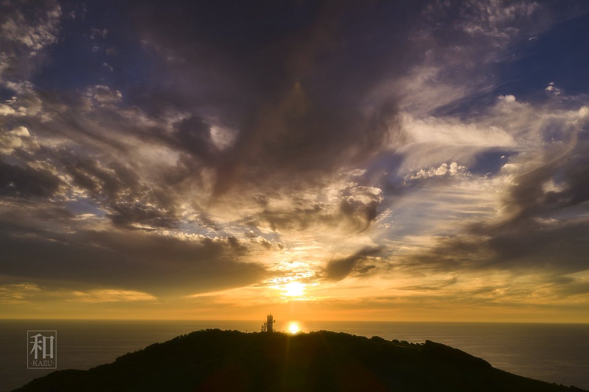 生月島 大バエ灯台の夕暮れ

#Mavic4Pro
#DJIMavic4Pro
#DJIJAPAN
#平戸市
#東京カメラ部