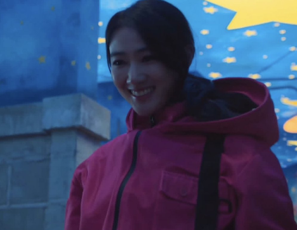 شما میدونستید اون چند سربازی که چهرشونو نشون داد در واقع همون vip های اسکویید گیم بودن؟!😐😐😐