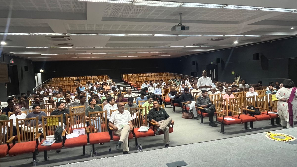 NCCDIndia's tweet photo. NCCD is pleased to share that a training program on the revised guidelines was organized by the NCCD along with Directorate of Horticulture Gujarat at GIDM.

Training is aimed at equipping stakeholders with updated insights under the revised framework. https://t.co/QeltlEWcNC