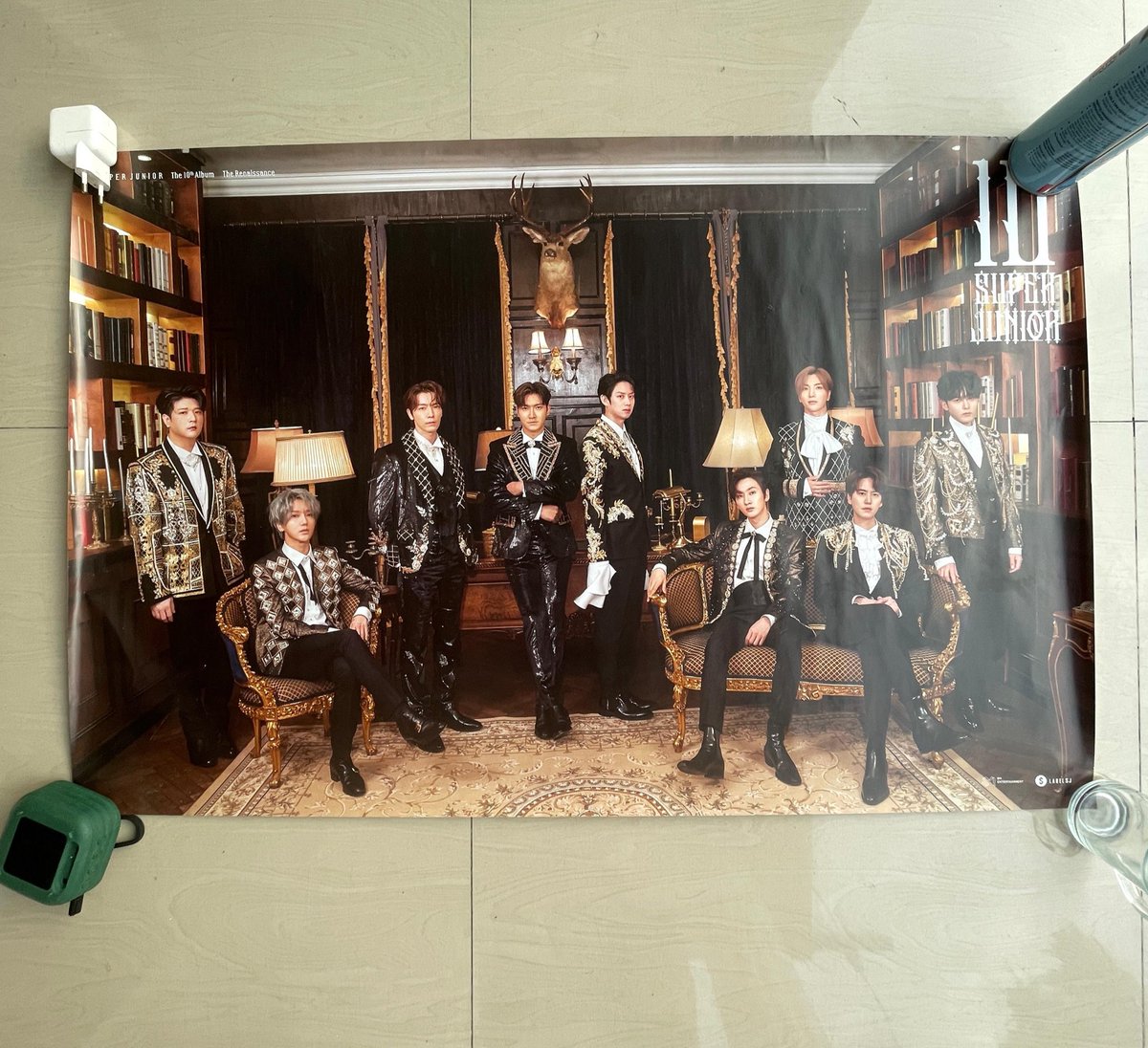 hello_lyta's tweet photo. ELFs! Ada yang mau poster ini? Kalau mau bayar ongkir ajaa, aku dom tangerang
#Suju
#SuperJunior https://t.co/R3WRQ4wEo9