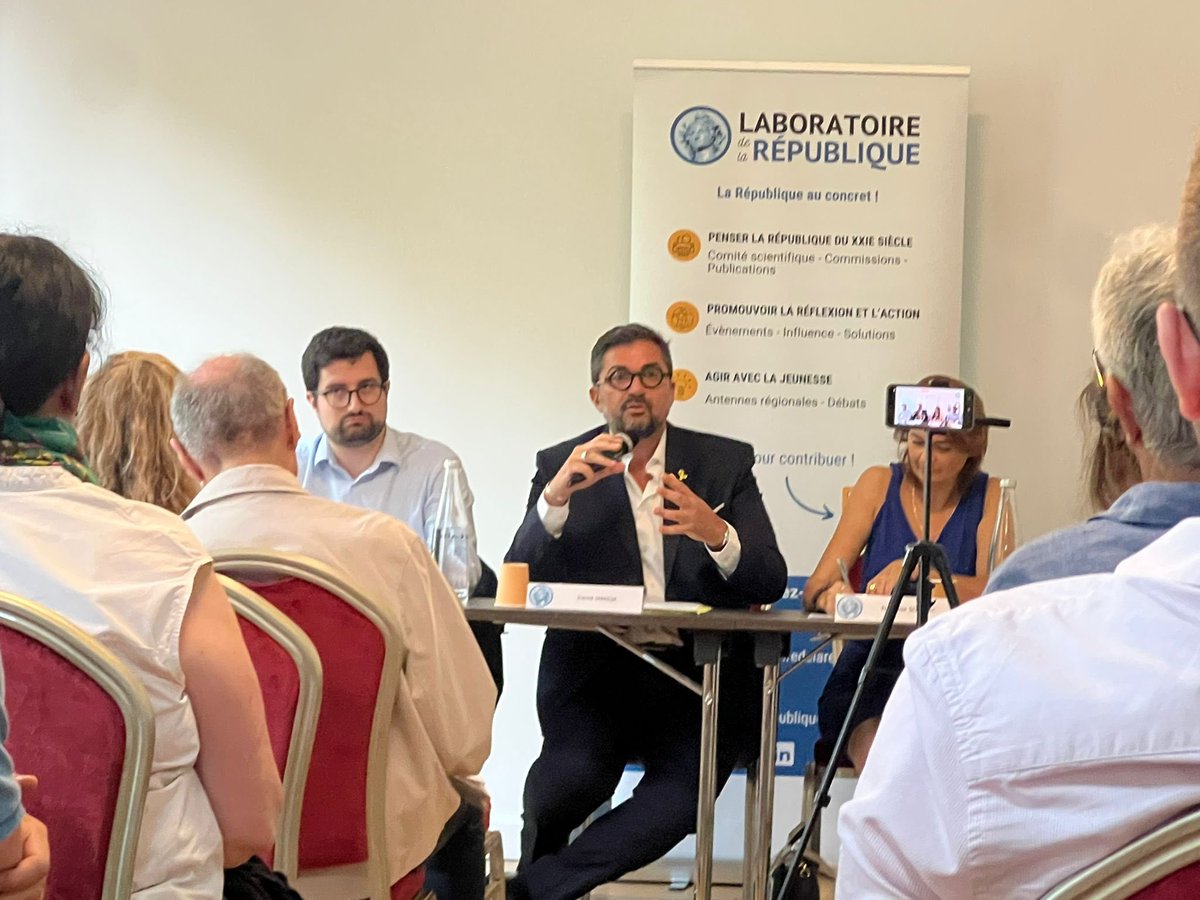 David Smadja 🎗️🧡 (@davidmsmadja) on Twitter photo Passionnant d’échanger au <a href="/LabRepublique/">Le Laboratoire de la République</a> avec <a href="/nsonnac/">Nathalie Sonnac</a> sur la désinformation, la responsabilité scientifique et le rôle clé des médias. Merci à <a href="/jmblanquer/">Jean-Michel Blanquer</a> pour son introduction !
Prochain rendez-vous : Universités d’été à Autun. #désinformation #médias #santé Passionnant d’échanger au <a href="/LabRepublique/">Le Laboratoire de la République</a> avec <a href="/nsonnac/">Nathalie Sonnac</a> sur la désinformation, la responsabilité scientifique et le rôle clé des médias. Merci à <a href="/jmblanquer/">Jean-Michel Blanquer</a> pour son introduction !
Prochain rendez-vous : Universités d’été à Autun. #désinformation #médias #santé