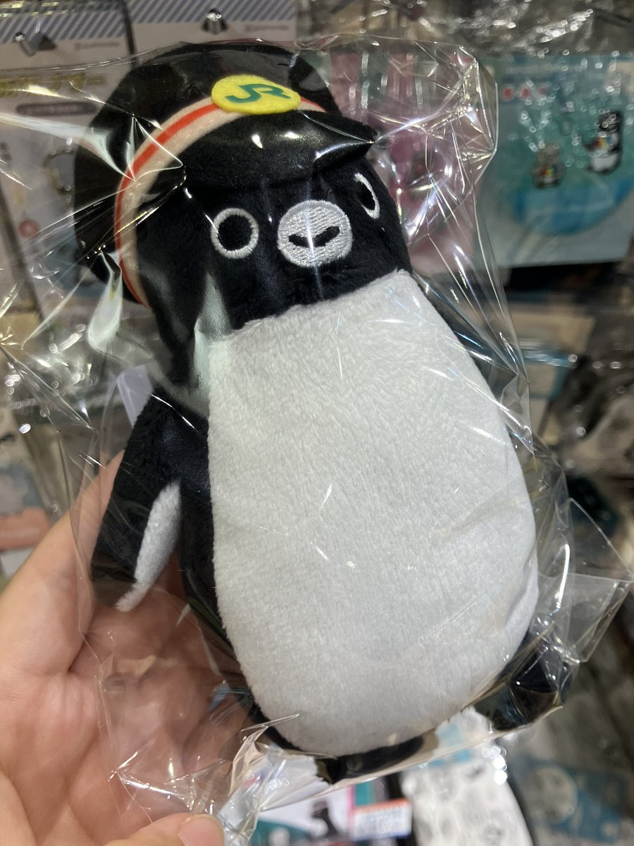 ✨再入荷🐧✨ こちらは『Suicaのペンギン 駅員さんマスコット』です