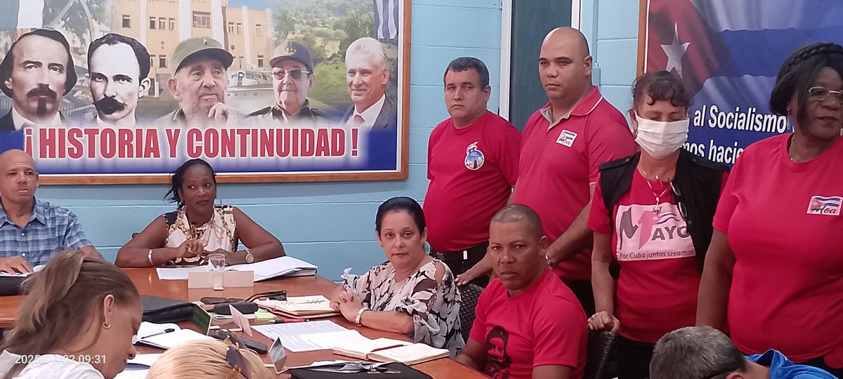 #EnMoaPodemos por lo que el CAM participó activamente en la reunión del Buró del Partido, donde se evaluó el comportamiento de la gestión de gobierno. Se debatieron los  objetivos estratégicos para período. #PCCMoaTrabajaYEnaltece con #HonorHolguinero  #Juntospodemos