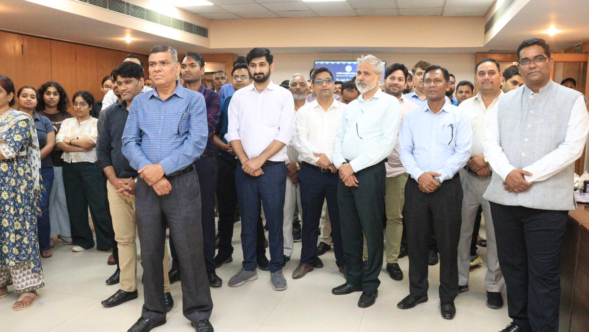 ICCR bid a warm and heartfelt farewell to Shri Rajeev Kumar, DDG (Admin), as he embarks on a prestigious new journey as the High Commissioner of India to the Independent State of Papua New Guinea. 

The gathering, held at Azad Bhawan, New Delhi, was graced by Acting DG Shri Abhay