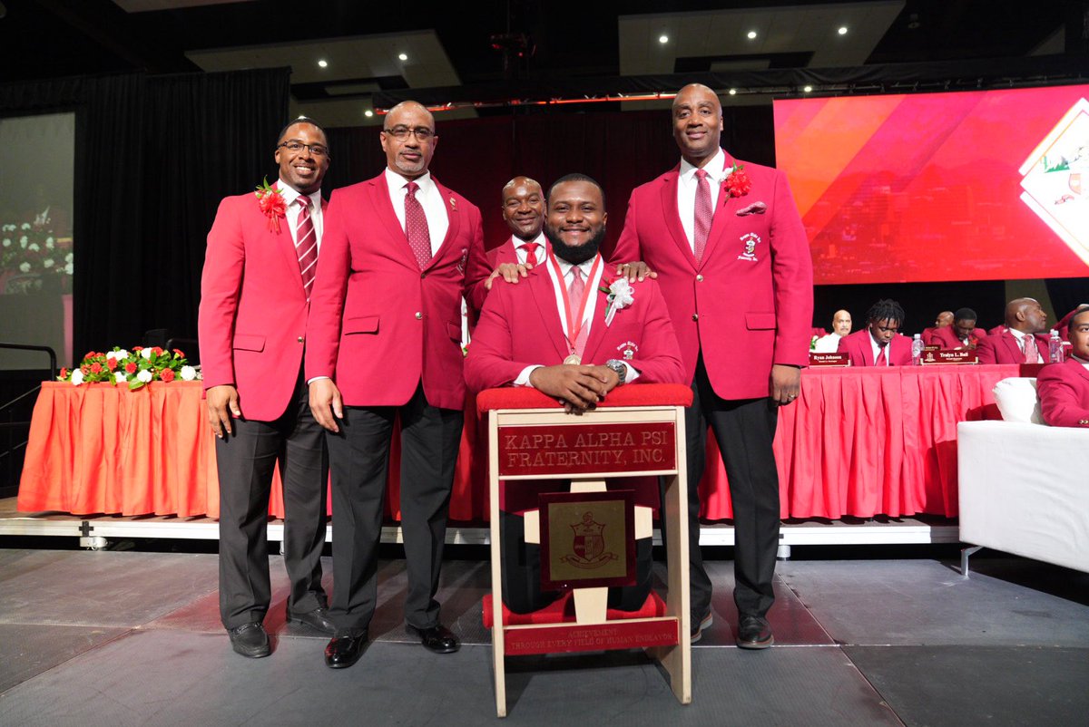 kapsi1911's tweet image. 📸📸📸 Check out some photo moments from the 87th Grand Chapter Awards ceremony held in Phoenix, Az last night - congratulations to our deserving awardees!