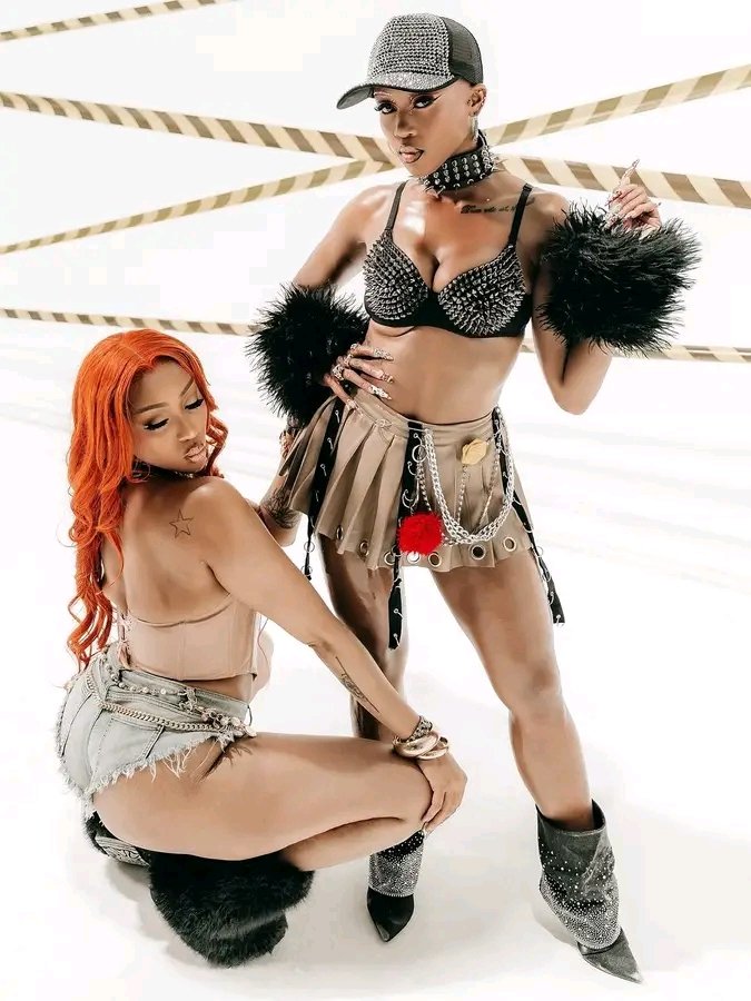 LatestShowsFeed's tweet photo. Nadia Nakai &amp; Moozliie 😍 https://t.co/qJAuwrTEg6