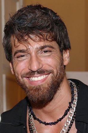 caterina_capone's tweet image. I vote for #CanYaman from Turkey for the 100.Most Handsome Faces of #100faces2025 #tccandler @tccandler