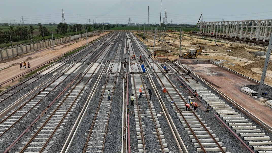 RailAnalysis's tweet photo. #RRTS Update: #Modipuram depot and #metro station #construction gains momentum on Namo Bharat corridor
Read more: https://t.co/2qVvnXsN7S
#NCRTC #NamoBharat #MeerutMetro #UrbanTransport #Infrastructure #Urbantransit #DelhiMeerut #Connectivity #NamoBharatTrains #Railanalysis https://t.co/rtcMas7p0e
