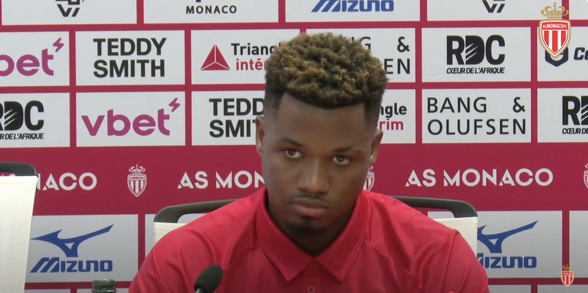 Ansu Fati, en su presentación con el Monaco, sobre si cree que la Ligue 1 es un campeonato sencillo y de poco nivel:

“La verdad que no tengo el pensamiento de que la Ligue 1 es sencilla. Creo que la Ligue 1 es de las mejores ligas que hay ahora mismo. El último campeón de
