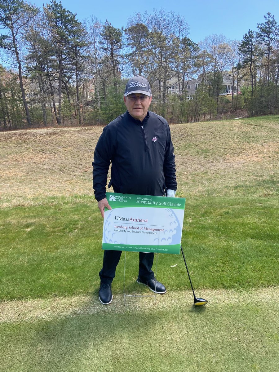 Isenberg School of Management tweet media