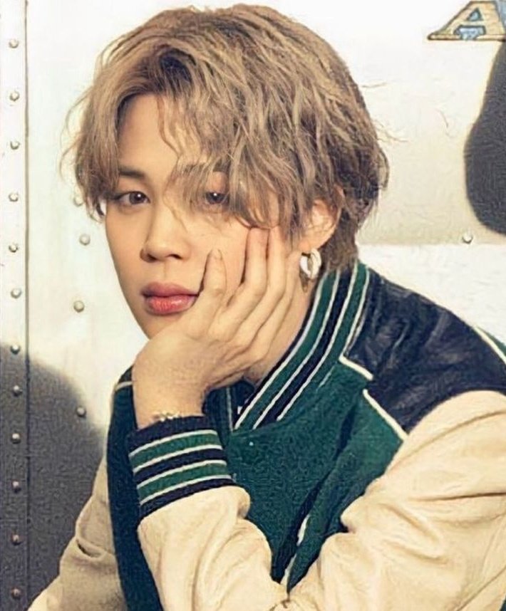 daniminkives's tweet image. hey, this account is opened to post kasteye daniela (ot6) and bts jimin (ot7) content. please retweet and support <3