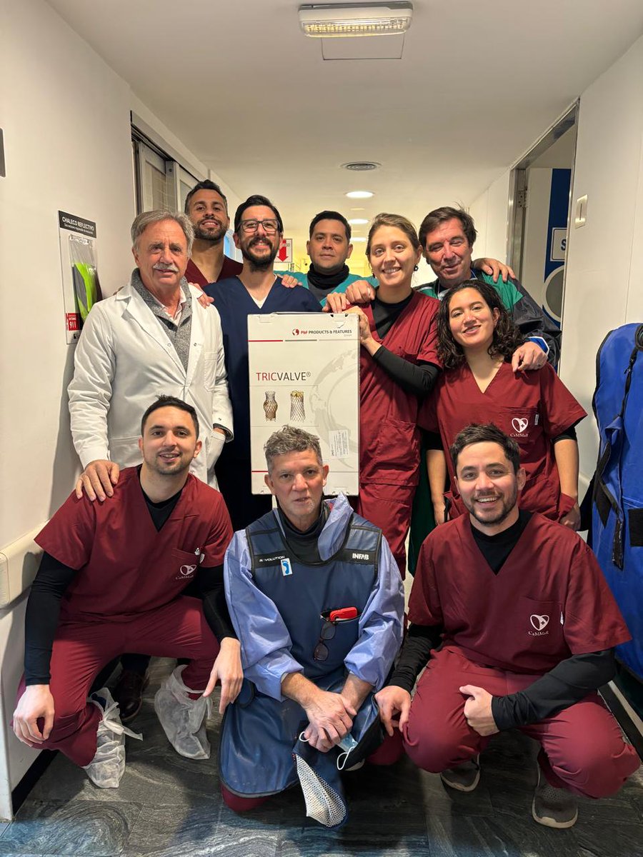 Siprotec (@siprotecsa) on Twitter photo 📍Primer caso de #Tricvalve en <a href="/GuemesSanatorio/">Sanatorio Güemes</a>.
Paciente con IT torrencial e IC CF III/IV.
Implante exitoso de sistema bicaval SVC25/IVC31.
👏 Gracias Dr. Bettinoti, Dr. Peralta y equipo de Hemodinamia.
#CardiologíaIntervencionista #Innovación 📍Primer caso de #Tricvalve en <a href="/GuemesSanatorio/">Sanatorio Güemes</a>.
Paciente con IT torrencial e IC CF III/IV.
Implante exitoso de sistema bicaval SVC25/IVC31.
👏 Gracias Dr. Bettinoti, Dr. Peralta y equipo de Hemodinamia.
#CardiologíaIntervencionista #Innovación