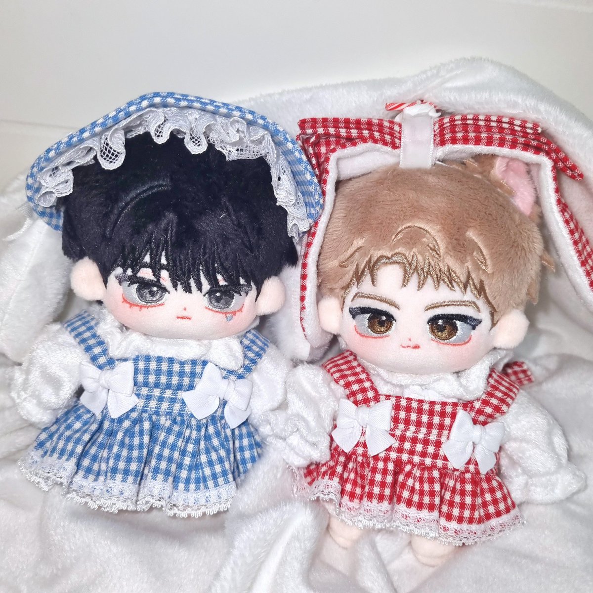 #냥멍퀘스트 
#삐죽연냥 #낼름댕훈
연이랑 기훈이가 삐죽 낼름~ 🐈‍⬛🐕