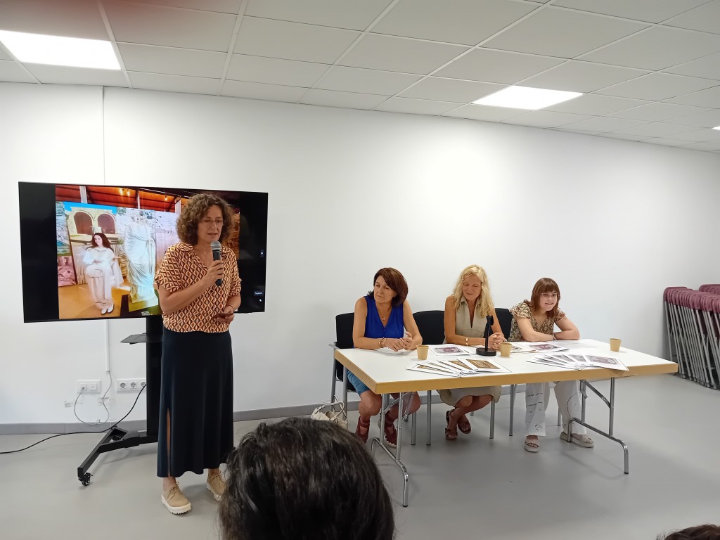 🏛️Onze estudiants del programa Inserlab #URV treballen al voltant de l'accessibilitat i desenvolupen materials de lectura fàcil aplicats a dues peces del MNAT. Bona feina!

👉diaridigital.urv.cat/lestudiantat-d…