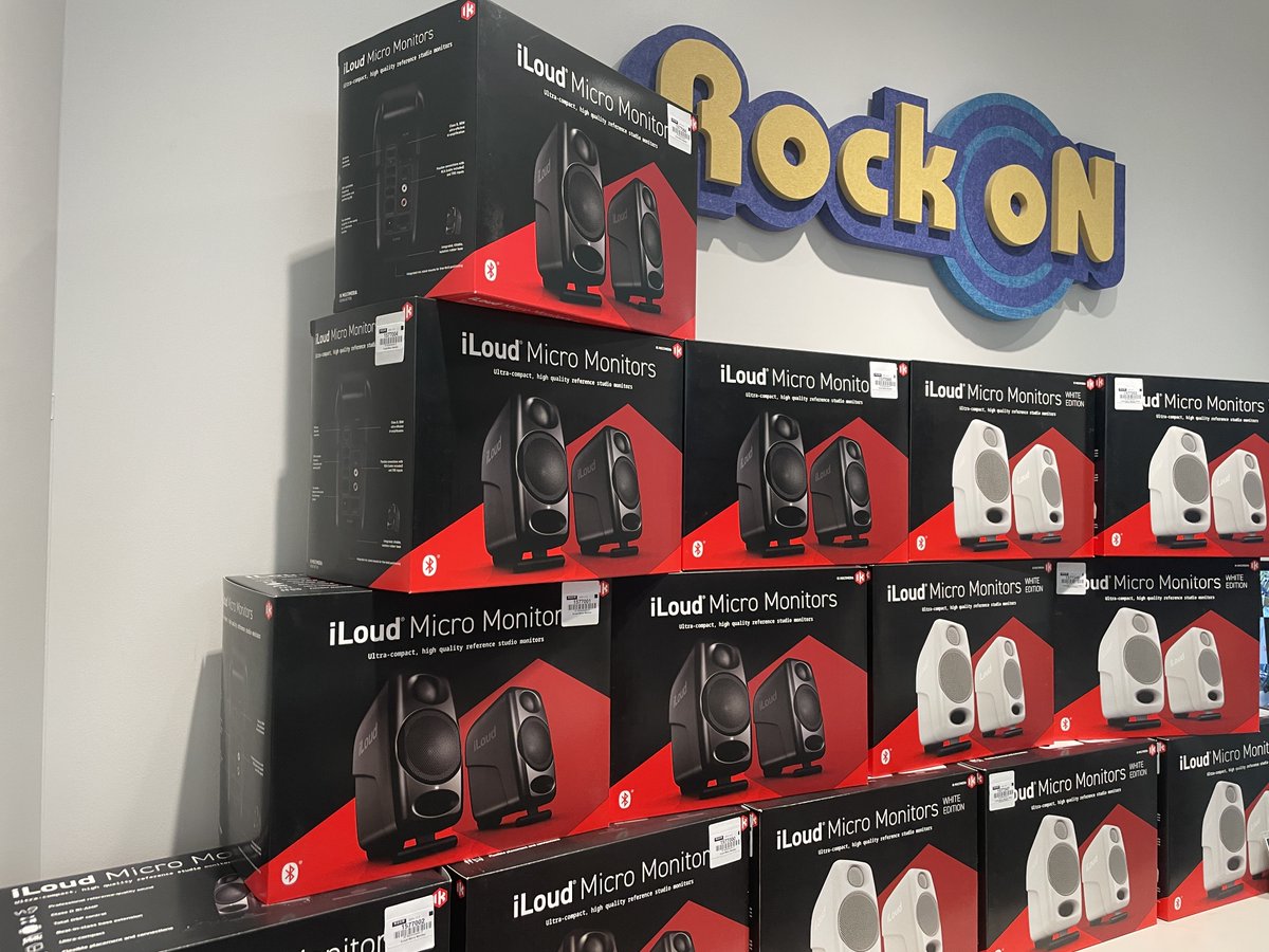 Rock oN Company (@rockoncompany) on Twitter photo カウンターの後ろでiLoud祭り開催中です。
棚からモニターが“こんにちは”してくる勢いです。
黒も白も選び放題。
音にこだわるあなたに、今こそ手に取ってほしい逸品です。 カウンターの後ろでiLoud祭り開催中です。
棚からモニターが“こんにちは”してくる勢いです。
黒も白も選び放題。
音にこだわるあなたに、今こそ手に取ってほしい逸品です。
