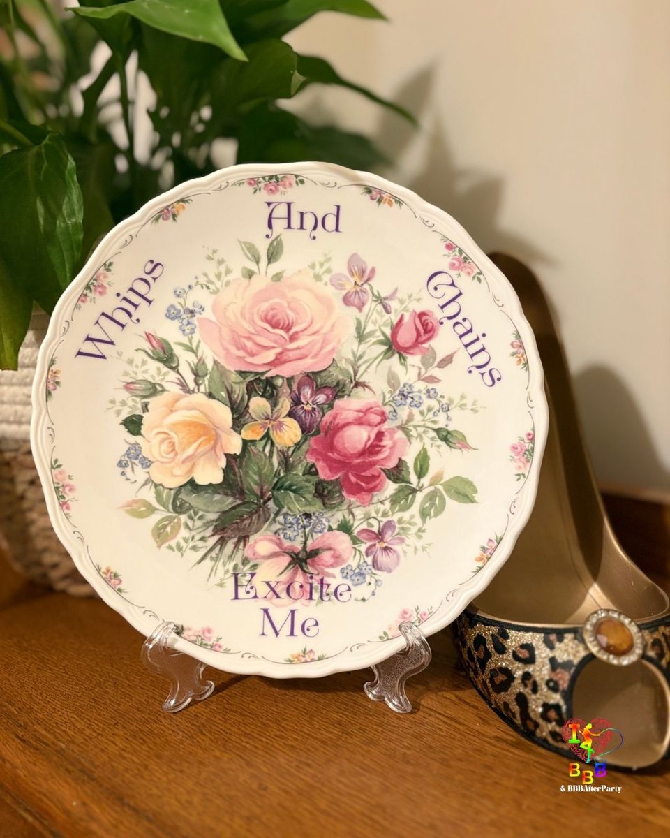 BBBAltFetBazaar's tweet photo. โจ Swears Of Joy at BBB! Beautiful vintage-style plates with delightfully filthy messages ๐ "Whips And Chains Excite Me" meets gorgeous florals, perfect contradiction of pretty & potty-mouthed! Alternative home decor with attitude.
#BBB #SwearsOfJoy #CheekyCrafts https://t.co/y923QKqoWp