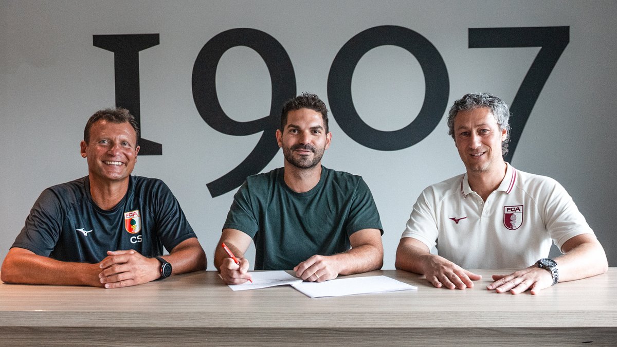 Philipp Eckart wird Cheftrainer der #FCAU19! Der A-Lizenz-Inhaber stand zuletzt beim FV 04 Würzburg an der Seitenlinie, bringt aber auch schon viel Erfahrung als Co-Trainer im Profifußball mit und war ebenfalls bereits im Nachwuchsbereich tätig. Wir wünschen einen guten Start und