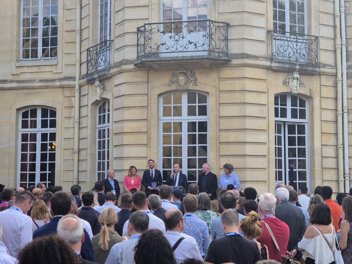 📍Soirée des entrepreneurs à la @CCI_Versailles !
Un honneur pour @LEscaleRoyale d’y participer aux côtés de <a href="/guillaumecairou/">Guillaume Cairou</a>, @Frédéric Rose, <a href="/mgarreta/">Maxime GARRETA</a>  &amp; <a href="/MarieLebec78/">Marie Lebec</a>.
Des échanges inspirants autour de l’engagement local et de l’avenir entrepreneurial. 💼🚀
#MadeInYvelines