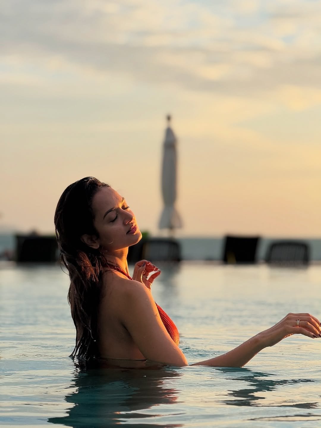 Gu7vLi9XkAEK8t6?format=jpg&name=large