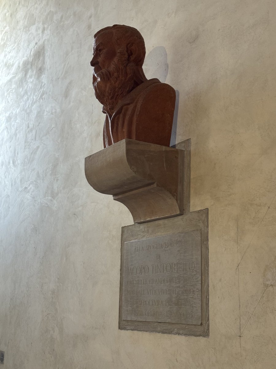 elaine_pasquini's tweet image. Continuing our Gabriel Allon tour of Venice, we visited the Church of Madonna Dell’Orto, site of Venetian Renaissance painter Tintoretto’s tomb mentioned in Daniel Silva’s spy thrillers, A Death in Cornwall & The Order. @danielsilvabook @jamiegangel