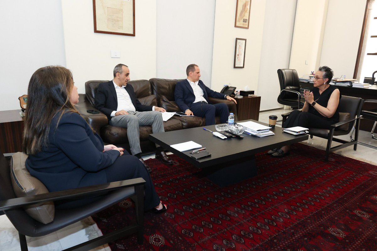 samygemayel's tweet photo. لقاء النائب نجاة عون وبحث في عدد من الملفات البيئية
https://t.co/2YbONgCoIr https://t.co/I54JuPYRQZ