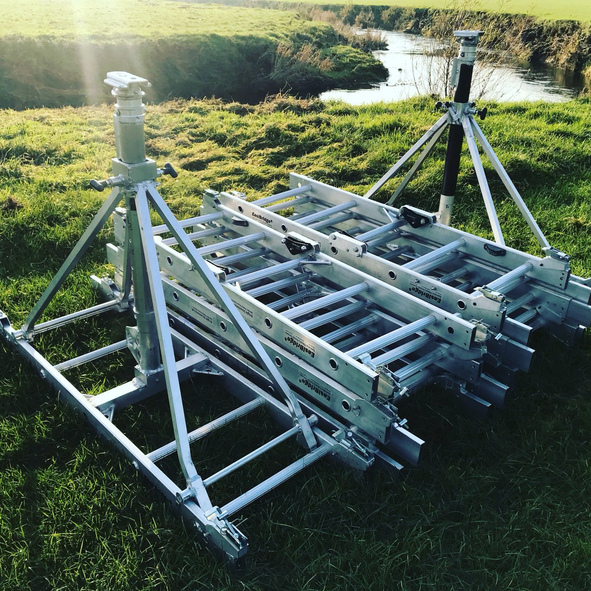 EasiBridge's tweet image. Moment of nostalgia for the unique support offered by @DASAccelerator -by our side throughout @EasiBridge journey from garden shed to Dudley....
Further exciting collaborative innovation announcement shortly
@dstlmod -pivotal to innovation in UK Defence
@thinkdefence @TotherChris