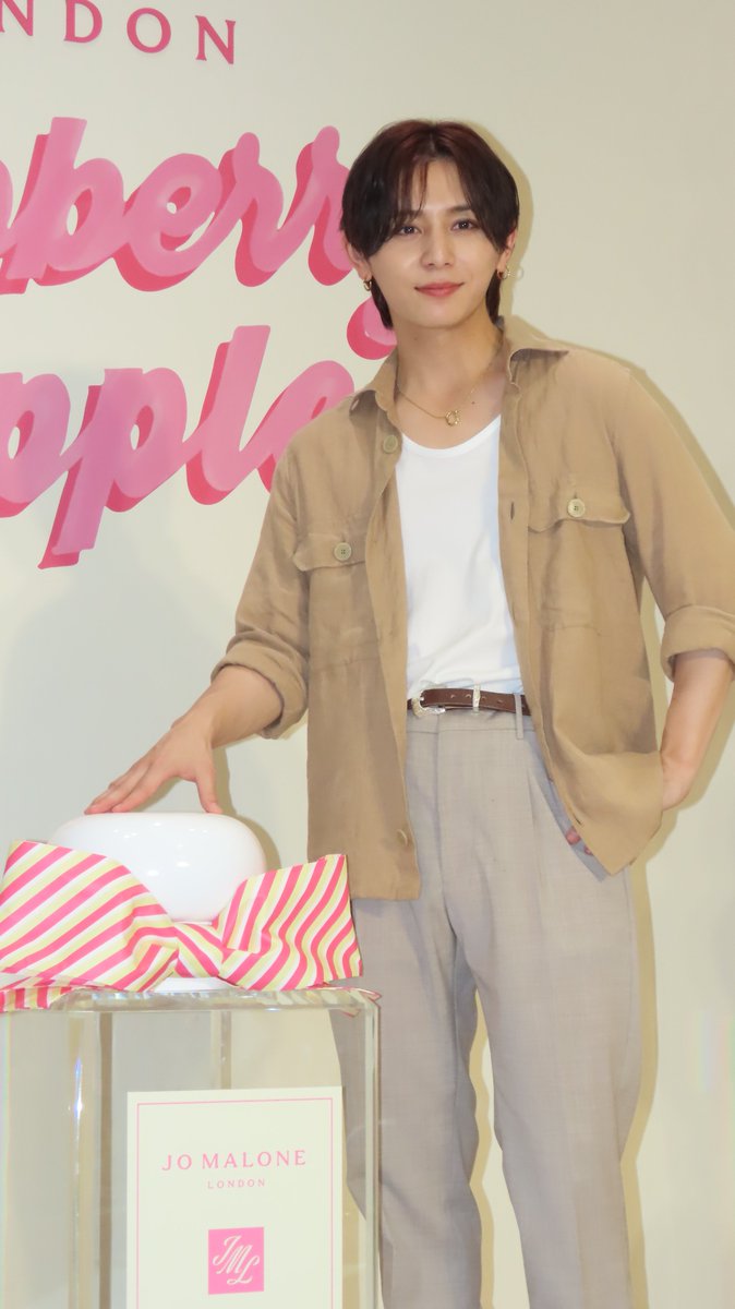 TBS_geino's tweet photo. ❤Hey! Say! JUMP 山田涼介❤
ジョー マローンのポップアップストアに登場✨

💬モテエピソードを披露「まあ、僕なんで！」
https://t.co/VnFY28aBC5

💬Hey! Say! JUMPの絆を強めた「一生忘れない」夏の思い出🌞
https://t.co/PbvHtLdh2p

#山田涼介 #HeySayJUMP #ジョーマローンロンドン https://t.co/rfEQVcy1q1