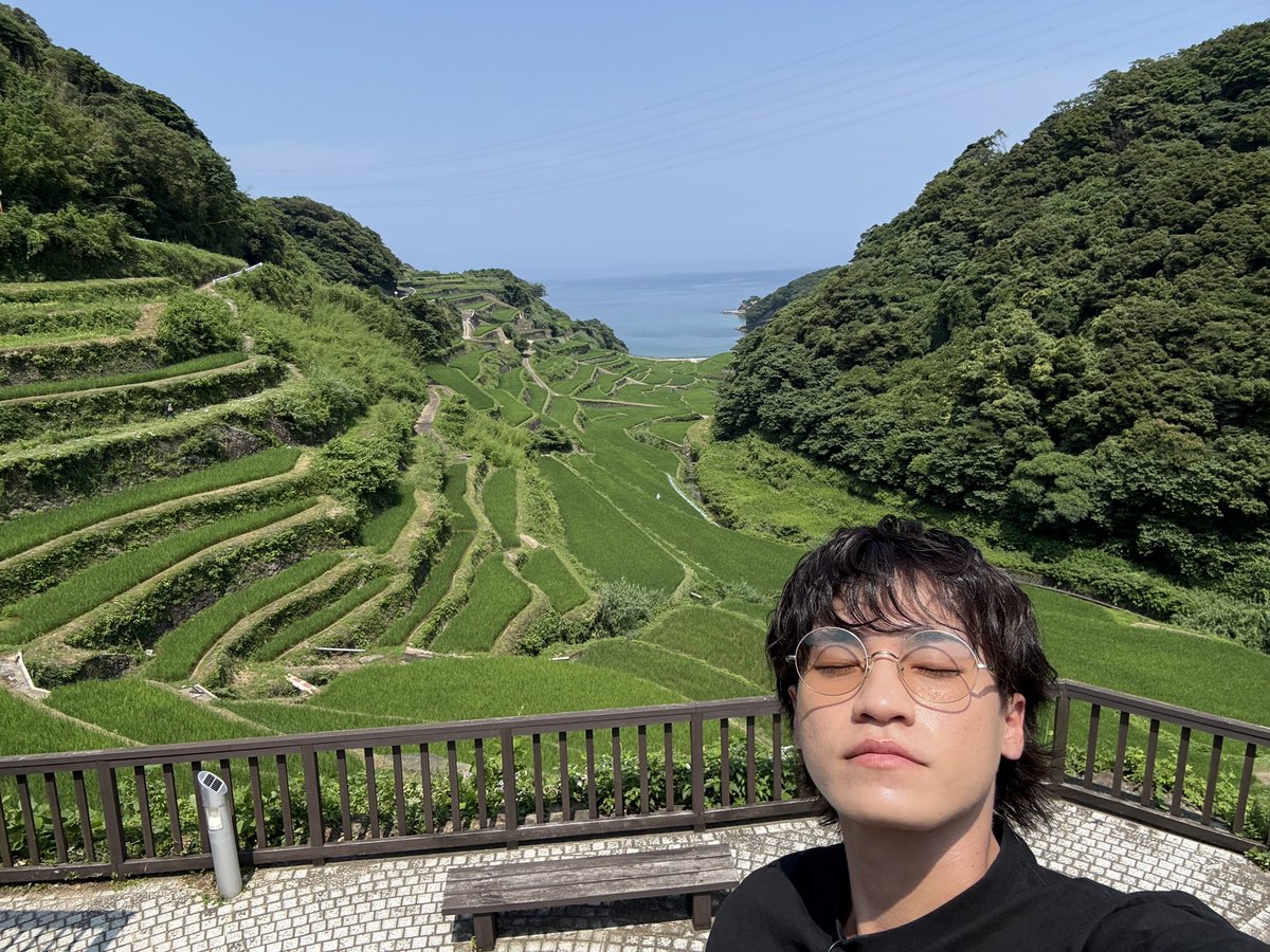 t_nikaido_86's tweet photo. 福岡LIVE翌日に、ご褒美撮影！
YouTubeで佐賀県の玄海町に行ってきました！
海も山も堪能できる素晴らしい街！
細かくはまたの機会に！
想像して下さい、、、この5倍は素晴らしいですからね！

#KisMyFt2
#佐賀県
#玄海町
#海山
#最幸の癒し
#アリーナツアー
#キスマイYouTube https://t.co/1Id8vyKoxE