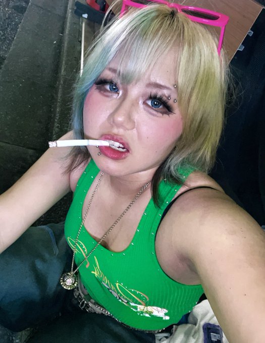 普段はガラ悪お姉さんやらせてもらってます。性格はド陰キャです。よろしくお願いします。 