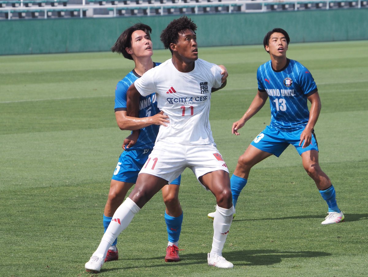 shunta_yfm052's tweet photo. 日本体育大学 2025.6.29
No.8 古澤希竜
(堀越高校)
No.9 篠田大輝
(昌平高校)
No.11 赤井ウェズリー景太
(三菱養和SCユース)
No.12 青山海
(川崎フロンターレU-18) https://t.co/vnmbBgzLxB