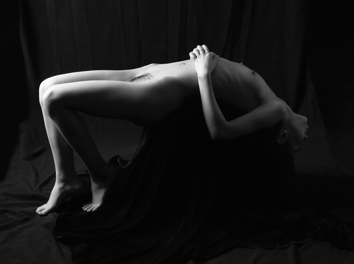 I have just collected "Fold" by <a href="/nm_arte_/">nm_arte_</a> on <a href="/objktcom/">objkt.com</a> 

It is impossible not to admire your talent! Your works inspire and make you rethink familiar things. I am happy to have this art in my collection

objkt.com/tokens/KT1KMXx…