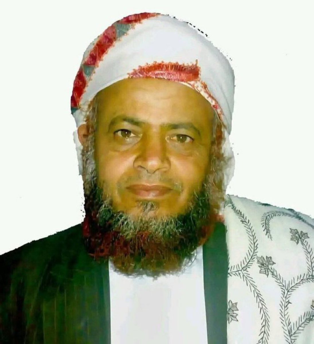 تقبل الله الشهيد #صالح_حنتوس الذي قتلته أيادي الغدر والدجل الحوثية .
إذا كان هذا القتل الشنيع والإجرام لا يمثل جماعة #الحوثي فعليهم إعلان ذلك، وان كان هذا هو توجه الجماعة ؛ فنصرة #غزة مجرد كذب ككذبة #ايران للتستر على مثل هذه الجرائم.
اللهم اقتص من السفلة الذين قتلوه وممن أيد قتله