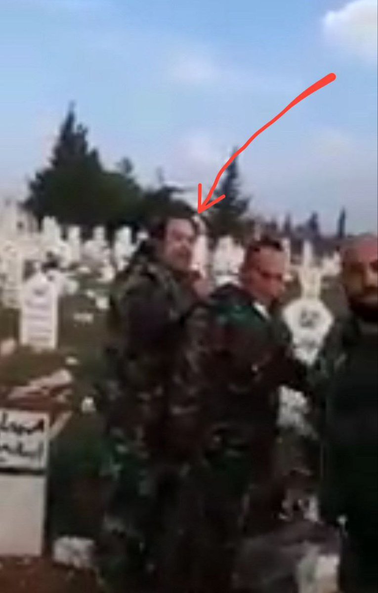 timtams83's tweet image. During the Syrian revolution, soldiers from the former Assad regime desecrated graves after forcibly displacing entire villages.
Today, one of the perpetrators has been captured by Interior forces and will finally face justice.