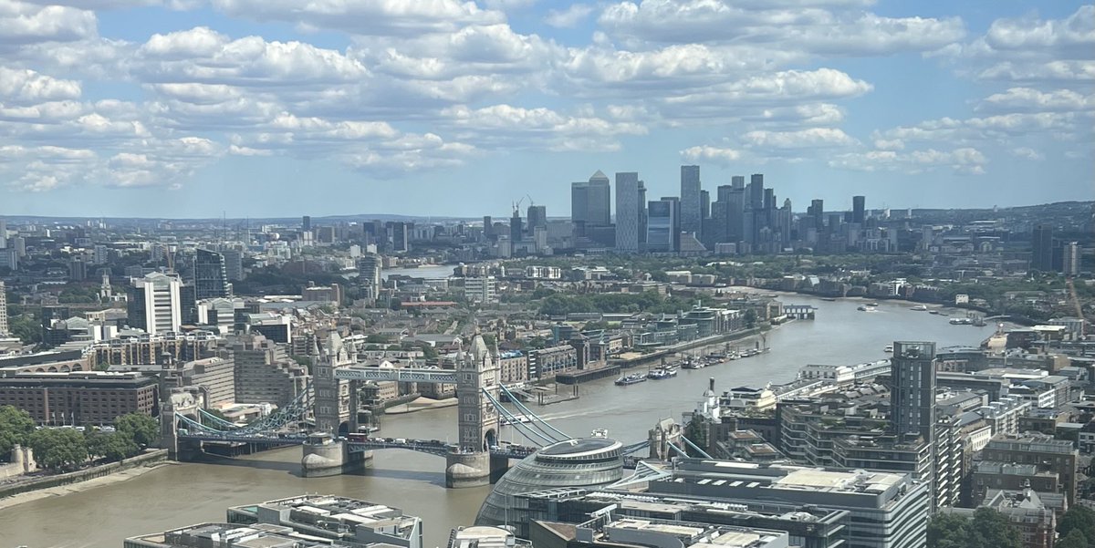T_Edginton's tweet image. Cracking views from @TheShardLondon today and a treat to enjoy the panorama during lunch break @Newsweek’s ‘New Destinations’ summit, talking all things #travel in one of the world’s greatest cities #StarringGREATBritain @VisitBritainBiz