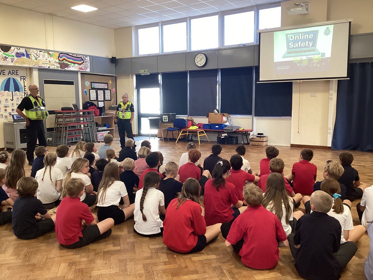 Today, we had a visit from local PCSOs, who reinforced how to stay safe online. They covered how to manage risks and dangers using the internet, posting photos on social media and appropriate age ratings on games.